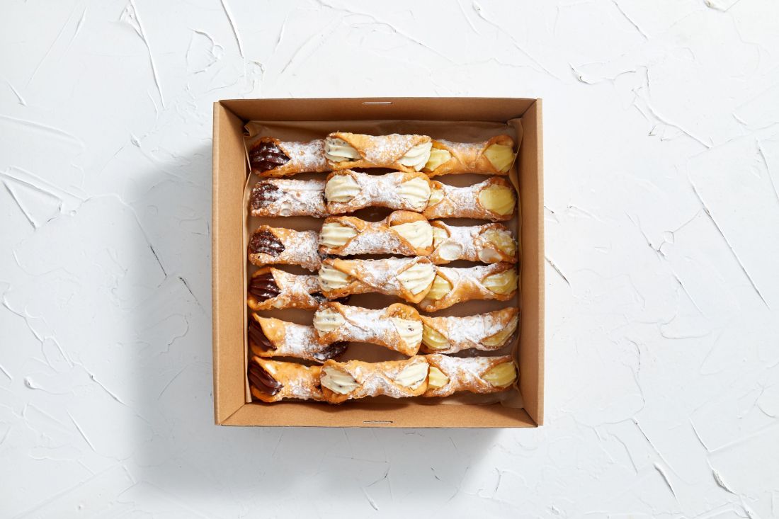 Cannoli box